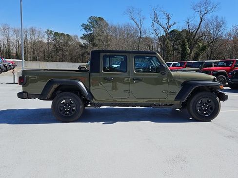 New 2026 Jeep Gladiator Sport image 10