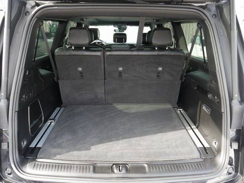 Used 2024 Jeep Wagoneer L Series II w/ Convenience Group I image 13