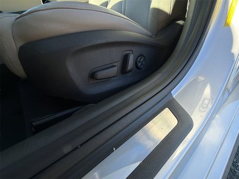 Used 2018 Hyundai Sonata Limited w/ Limited Ultimate Package 03 image 5