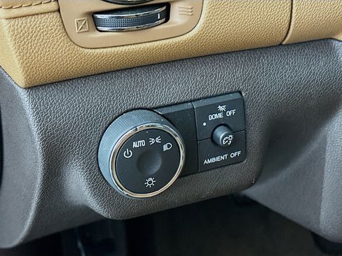 Used 2016 Buick Enclave Leather image 17