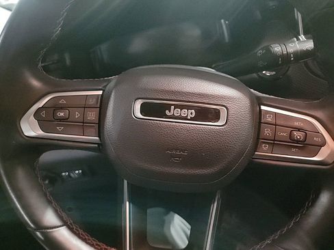 Used 2022 Jeep Compass Trailhawk w/ Trailhawk Elite Group image 14