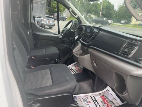 Used 2025 Ford Transit 250 Low Roof w/ Exterior Upgrade Package RWD image 21