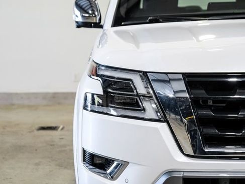 Used 2022 Nissan Armada Platinum w/ Captain's Chairs Package image 3