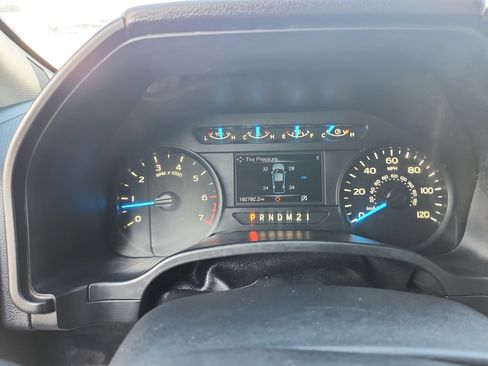 Used 2017 Ford F150 XL w/ Equipment Group 101A Mid AWD/4WD image 12