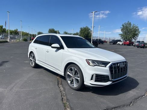 Used 2020 Audi Q7 3.0T Prestige AWD/4WD image 2