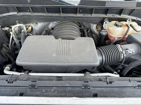 Used 2019 Chevrolet Silverado 1500 LTZ w/ LTZ Convenience Package AWD/4WD image 26