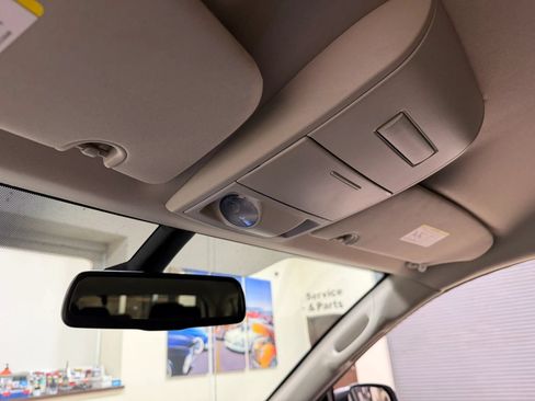 Used 2019 Dodge Grand Caravan SE FWD image 39