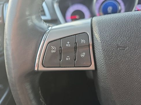 Used 2012 Cadillac SRX Luxury image 23