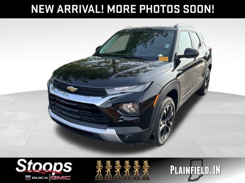 Used 2021 Chevrolet TrailBlazer LT w/ Convenience Package image 1