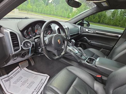 Used 2013 Porsche Cayenne S AWD/4WD image 29