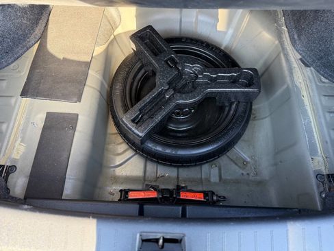 Used 2018 Nissan Sentra SV image 15