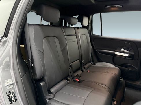 New 2026 Mercedes-Benz GLB 250 image 21
