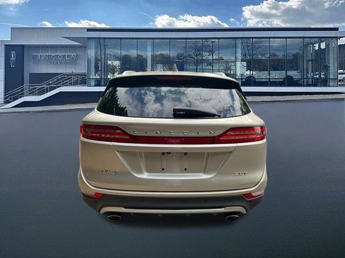 Used 2017 Lincoln MKC Select w/ Select Plus Package FWD image 7