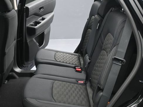 New 2026 Nissan Pathfinder SV AWD/4WD image 19