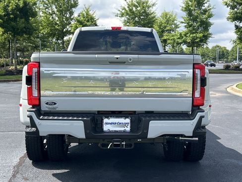 Used 2026 Ford F450 Platinum w/ Platinum Plus Package AWD/4WD image 8