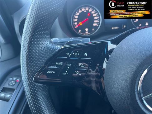 Used 2025 Mercedes-Benz Sprinter 2500 image 18