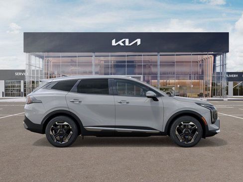 New 2026 Kia Sportage S image 7