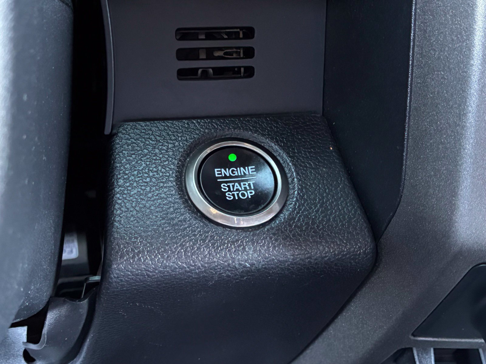 Used 2018 Ford F150 Raptor w/ Equipment Group 802A Luxury AWD/4WD image 23