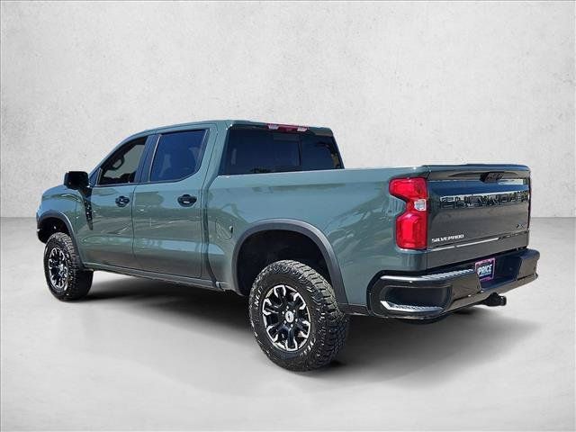 Used 2025 Chevrolet Silverado 1500 ZR2 w/ Technology Package AWD/4WD image 8