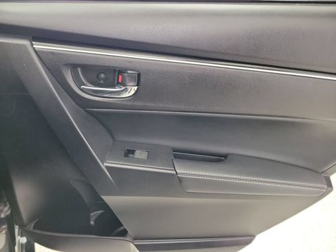 Used 2017 Toyota Corolla XLE FWD image 22