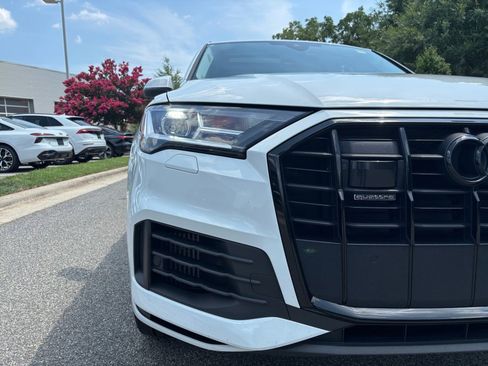 Used 2023 Audi Q7 3.0T Prestige AWD/4WD image 24
