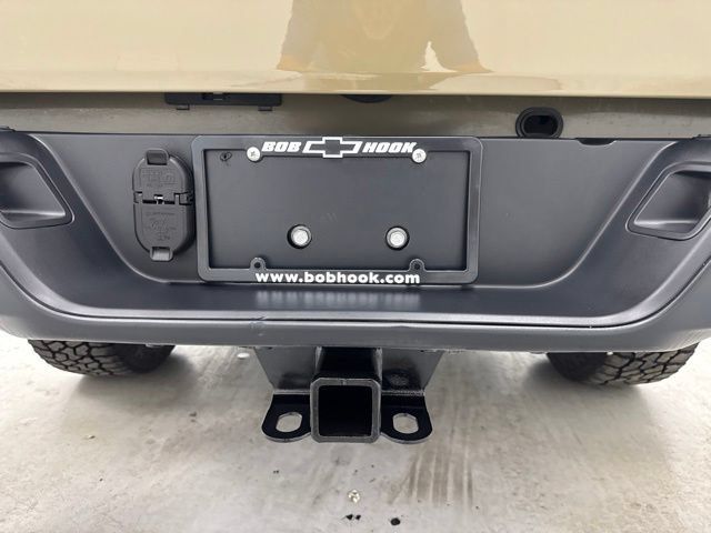Used 2026 Jeep Gladiator Mojave AWD/4WD image 25