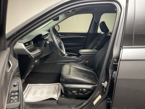 Used 2021 Jeep Grand Cherokee L Limited image 12