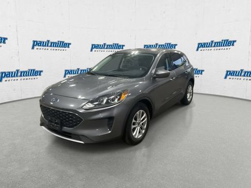 Used 2021 Ford Escape SE FWD image 4