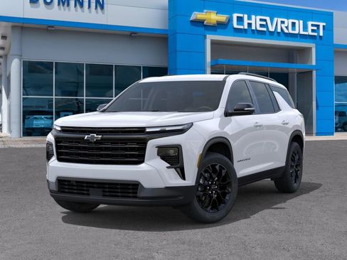 New 2026 Chevrolet Traverse LT FWD image 7
