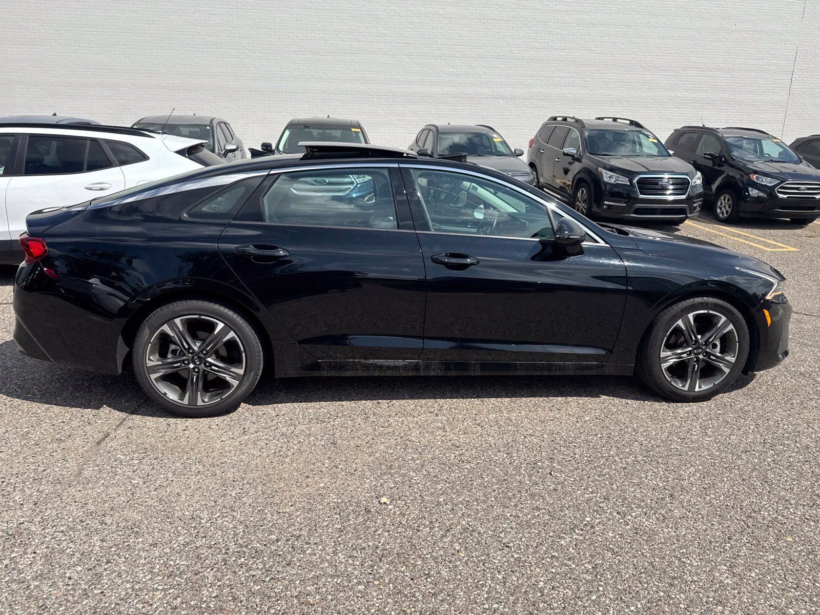 Used 2021 Kia K5 EX w/ EX Premium Package FWD image 3
