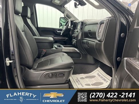 Used 2021 Chevrolet Silverado 2500 LTZ w/ Z71 Chrome Sport Edition image 15