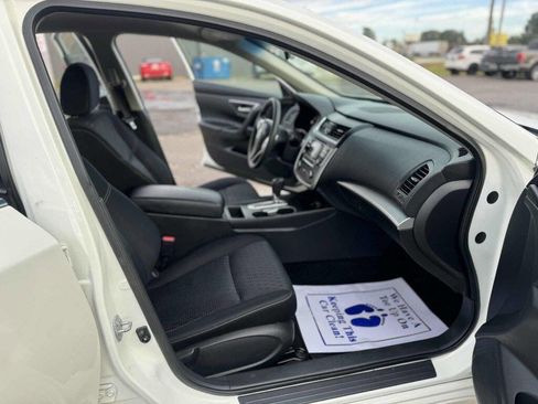 Used 2016 Nissan Altima 2.5 S w/ Power Driver Seat Package image 16