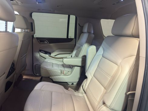 Used 2017 GMC Yukon XL Denali w/ Open Road Package AWD/4WD image 28