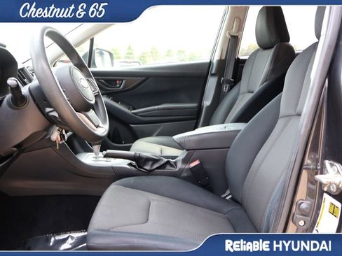 Used 2019 Subaru Crosstrek 2.0i w/ Eyesight System image 23