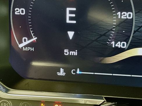 New 2026 GMC Sierra 1500 SLT w/ SLT Premium Plus Package image 12