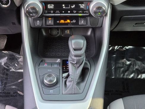 Used 2025 Toyota RAV4 XLE w/ Convenience Package AWD/4WD image 29