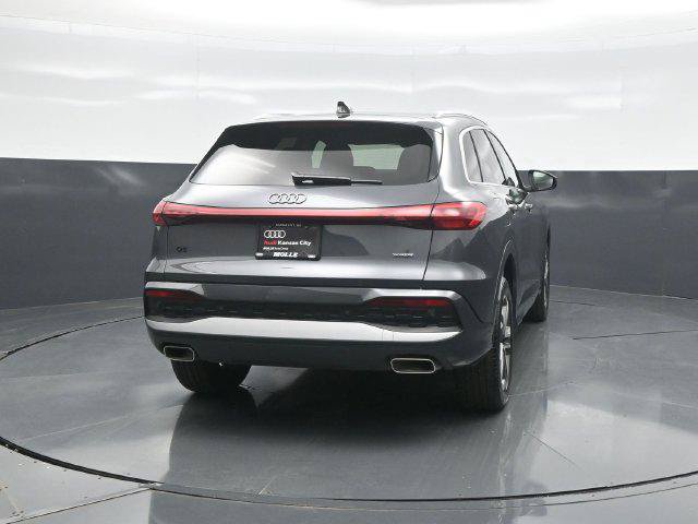 Used 2025 Audi Q5 Premium AWD/4WD image 6