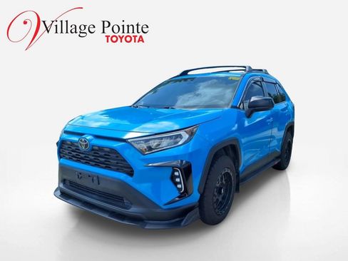 Used 2019 Toyota RAV4 LE w/ All Weather Liner Package AWD/4WD image 1