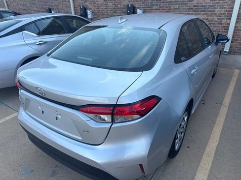Used 2024 Toyota Corolla LE FWD image 4