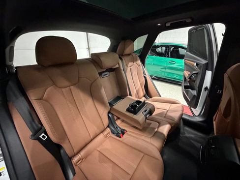 Used 2021 Audi Q5 Prestige w/ Prestige Package AWD/4WD image 33