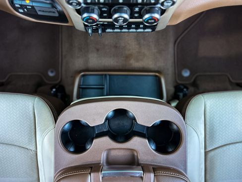 Used 2022 RAM 3500 Laramie image 28