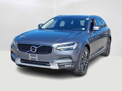 Used 2018 Volvo V90 T5 Cross Country w/ Plus Package