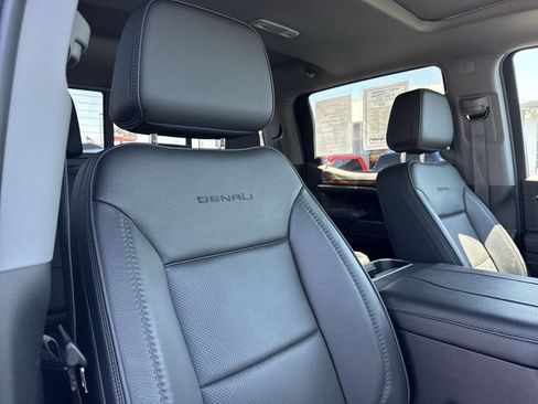 Used 2024 GMC Sierra 1500 Denali w/ Denali Reserve Package AWD/4WD image 30