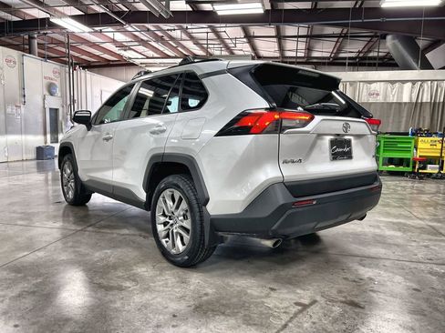 Used 2024 Toyota RAV4 XLE Premium image 6
