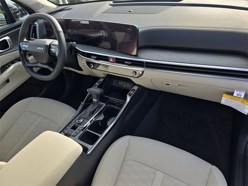 New 2026 Kia Sorento SX image 14