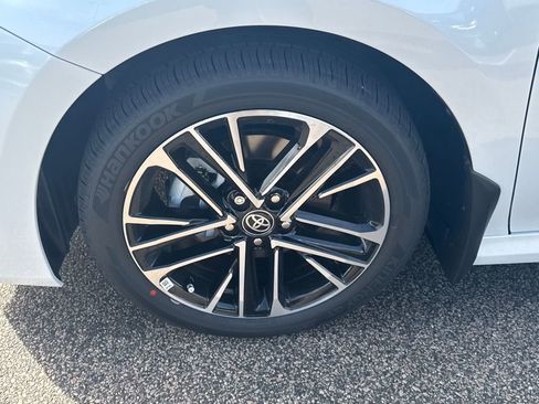 New 2026 Toyota Camry XLE AWD/4WD image 16