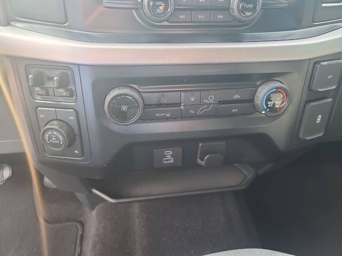 Used 2023 Ford F150 XLT AWD/4WD image 19