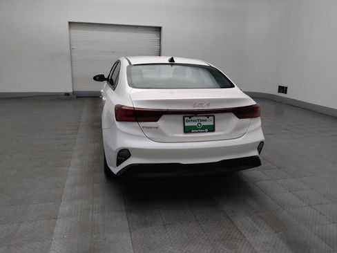 Used 2024 Kia Forte LXS FWD image 6