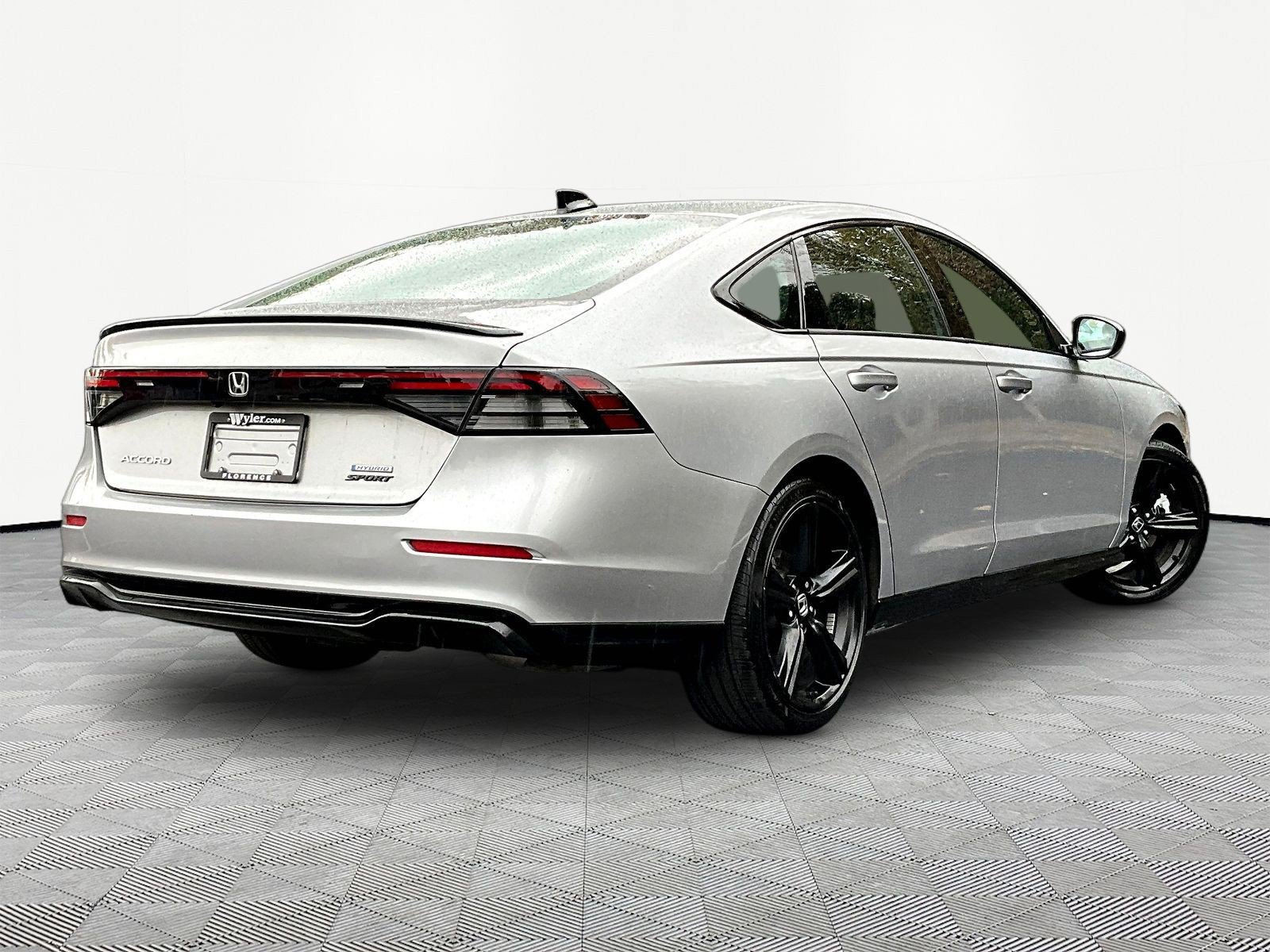 Used 2024 Honda Accord Sport image 6