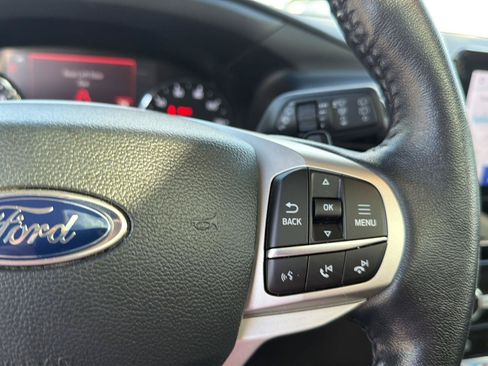 Used 2021 Ford Explorer Limited w/ Equipment Group 301A RWD image 23